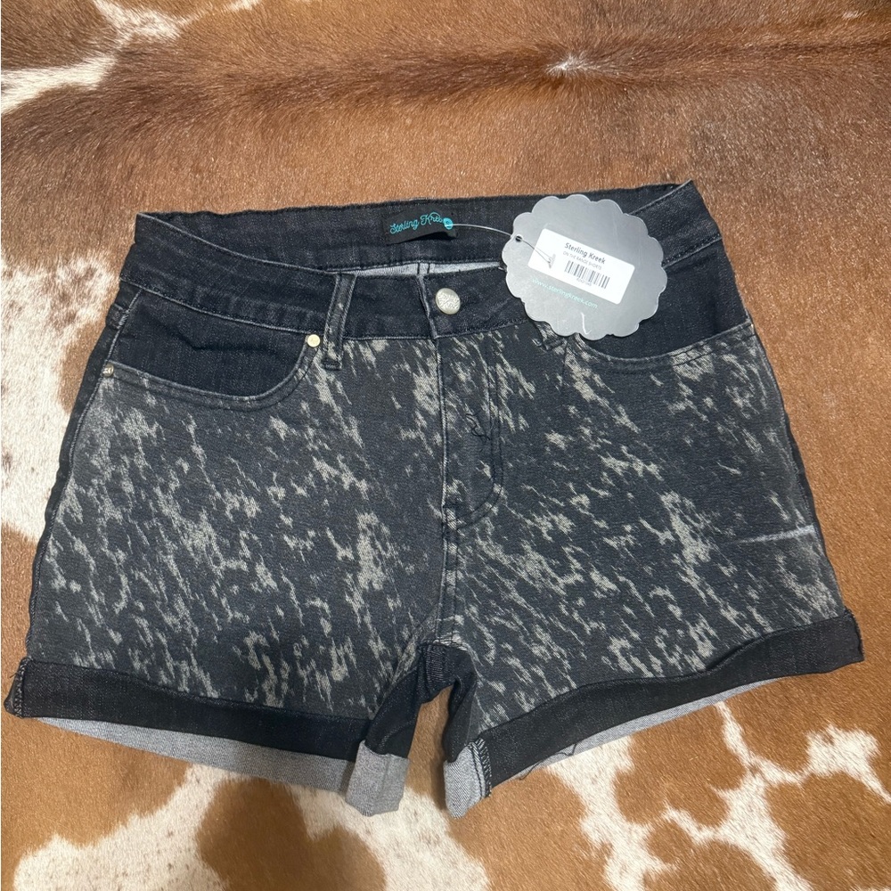 Trendy Black and Gray Women's Jean Shorts